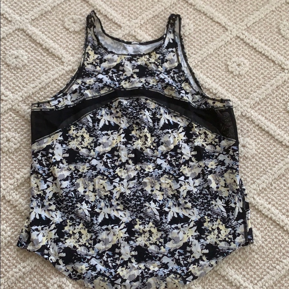 Lululemon Tank